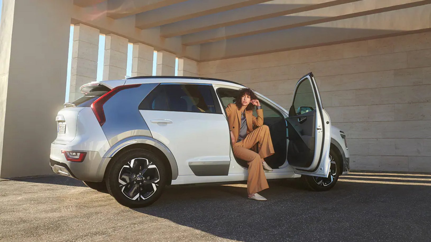 01-kia-niro-ev-my23-connectivity-comfort-technology