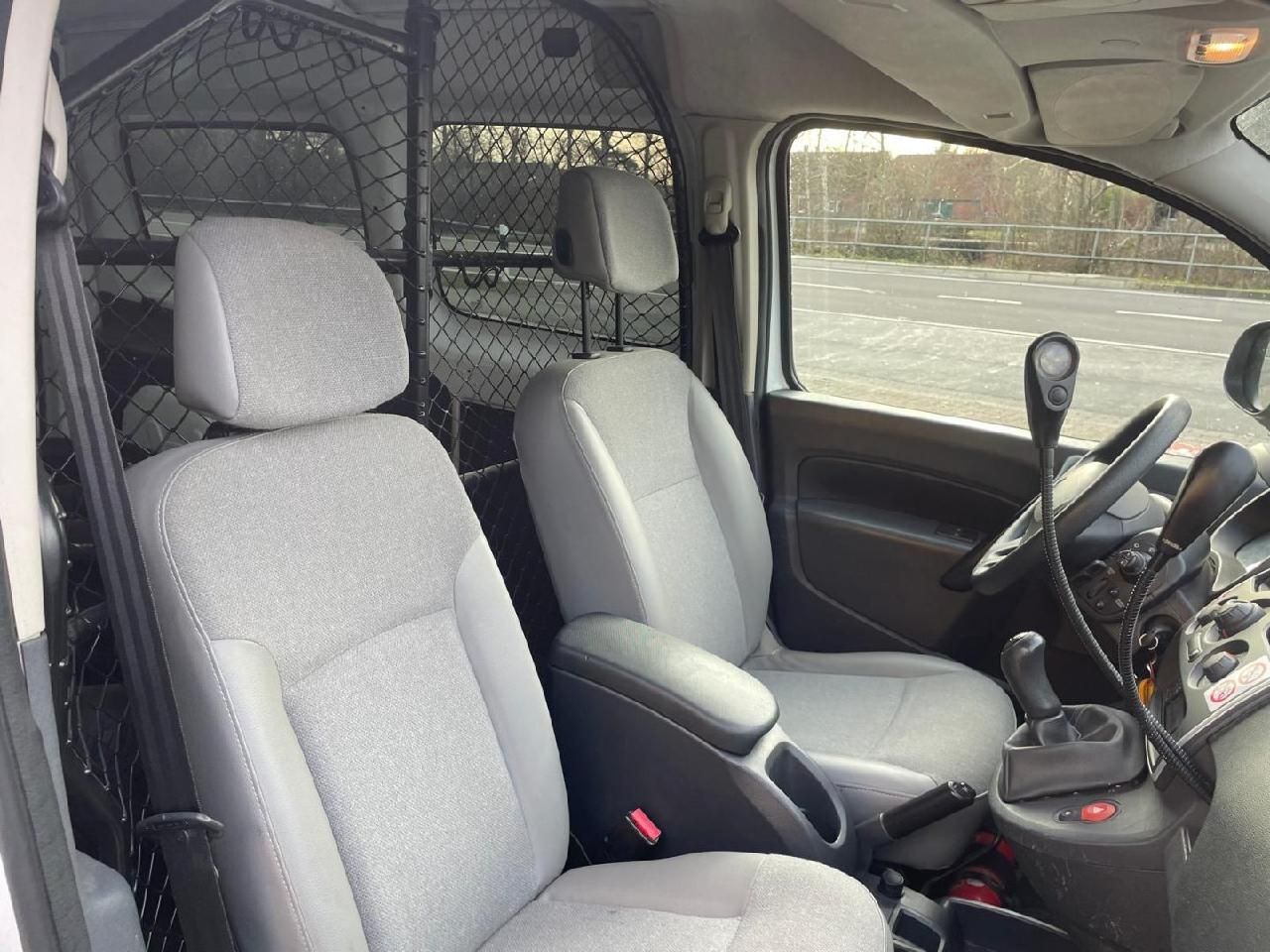 Detailbild 10 Renault Kangoo dCi 90,FAP, Maxi Extra